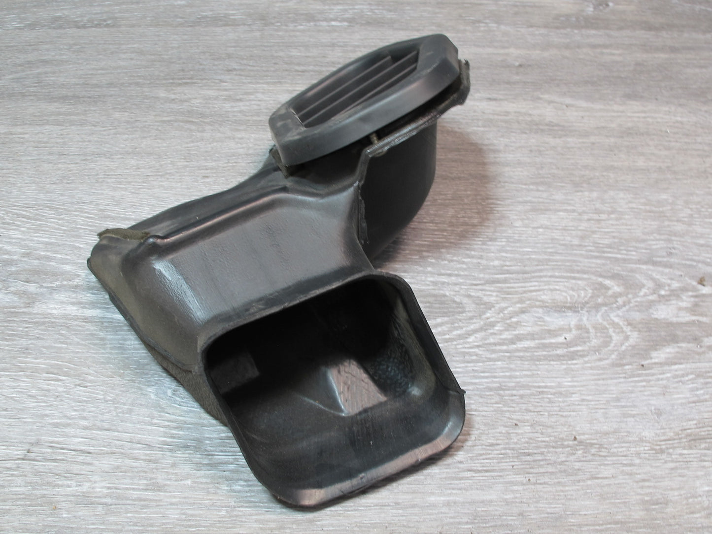 90-96 Nissan Z32 300ZX Left Door Air Vent Duct 68781-30P00 OEM