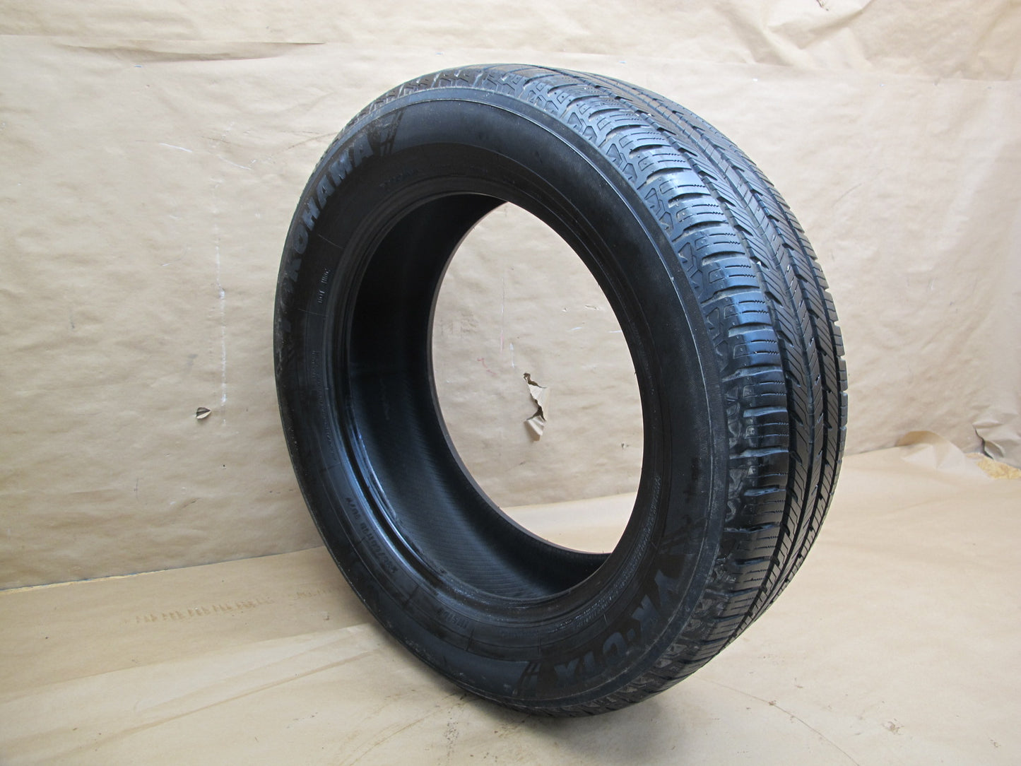 Yokohama Yk-ctx A/S Tire 235/60 R18 107V 2122 Tire Tread 8/32