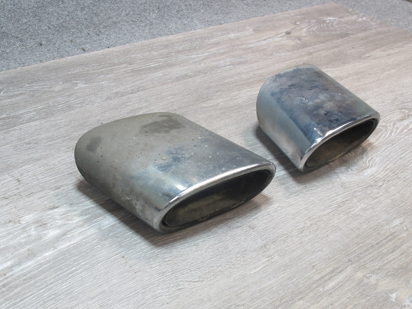 03-06 Mercedes R230 SL500 Set of 2 Rear Left & Right Exhaust Muffler Tips OEM