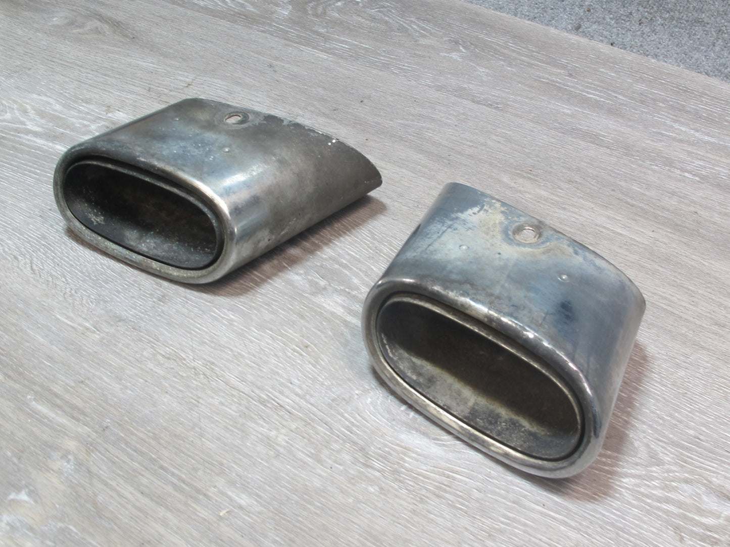 03-06 Mercedes R230 SL500 Set of 2 Rear Left & Right Exhaust Muffler Tips OEM