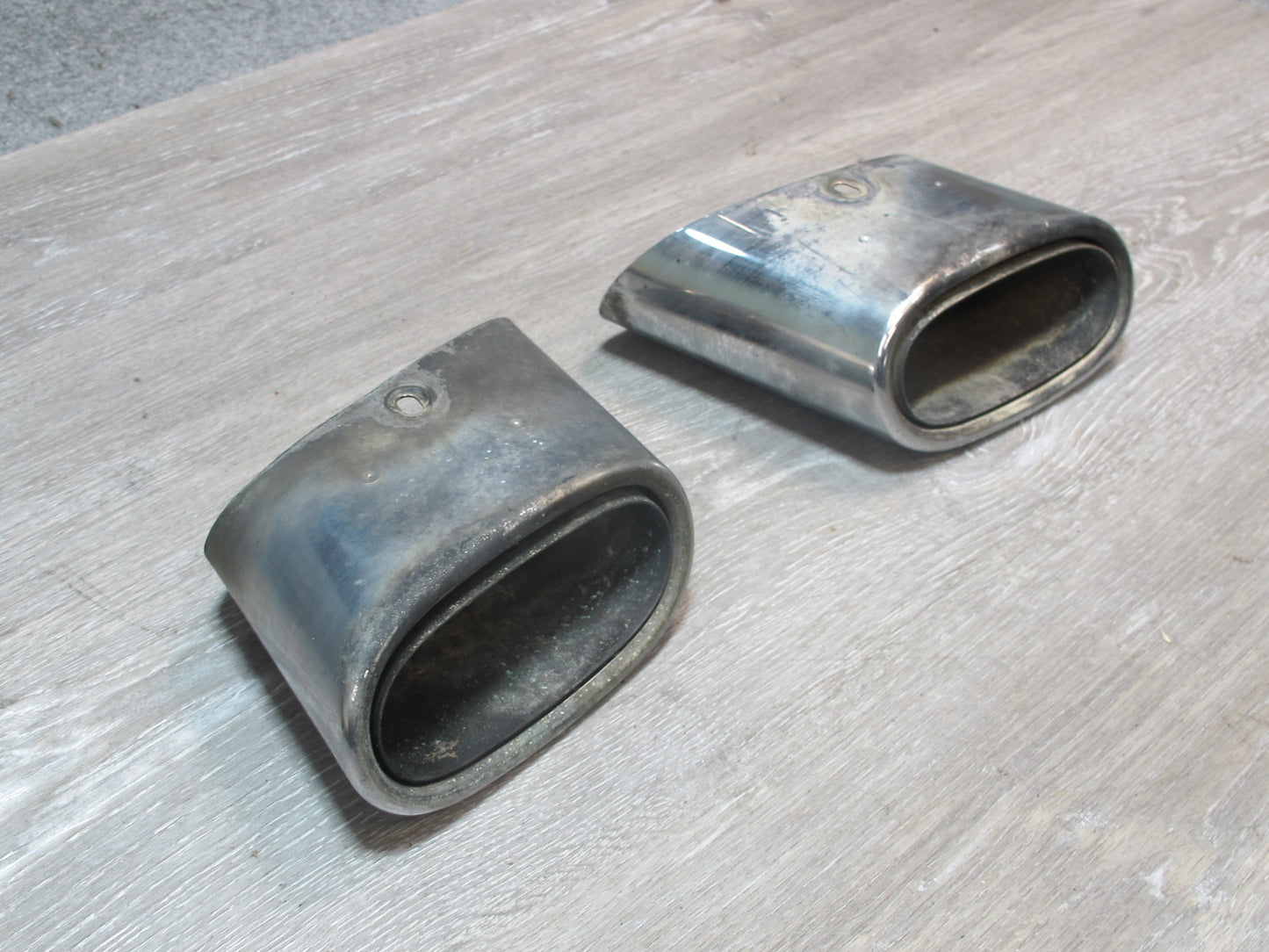 03-06 Mercedes R230 SL500 Set of 2 Rear Left & Right Exhaust Muffler Tips OEM