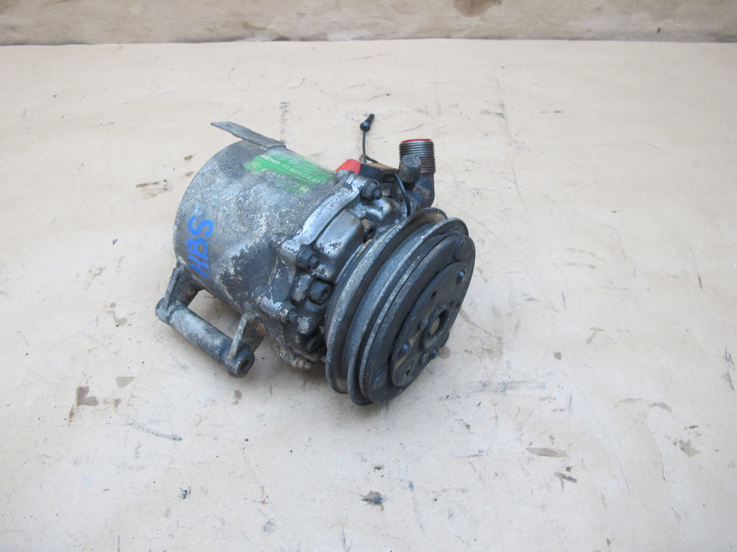 86-87 BMW E24 635CSI R12 A/C Air Conditioning Compressor OEM