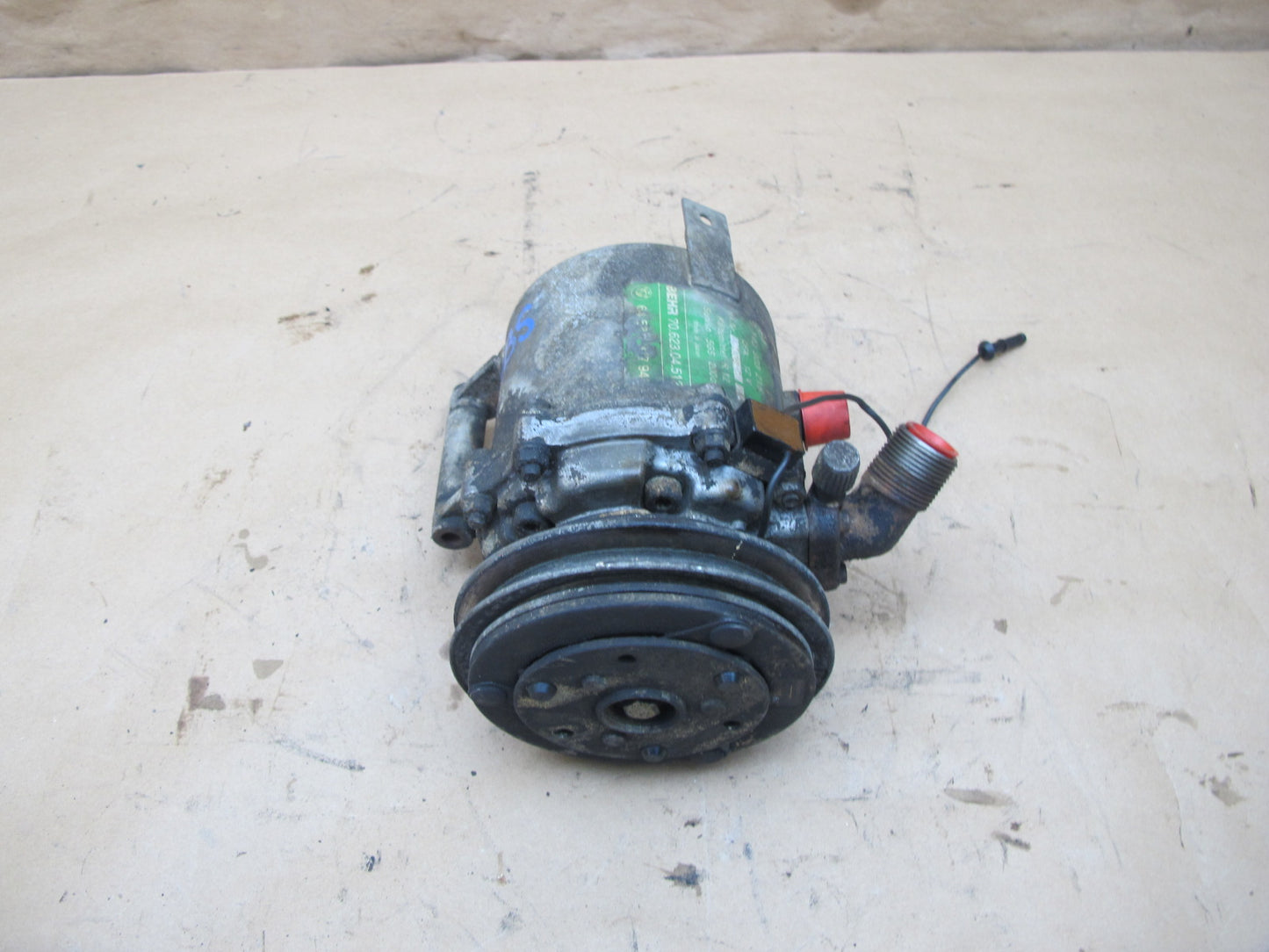 86-87 BMW E24 635CSI R12 A/C Air Conditioning Compressor OEM