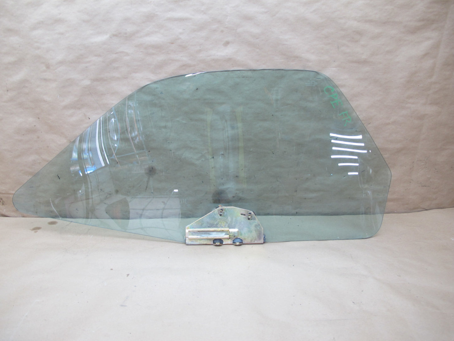 1984-1995 Porsche 928 S Front Right Passenger Side Door Window Glass