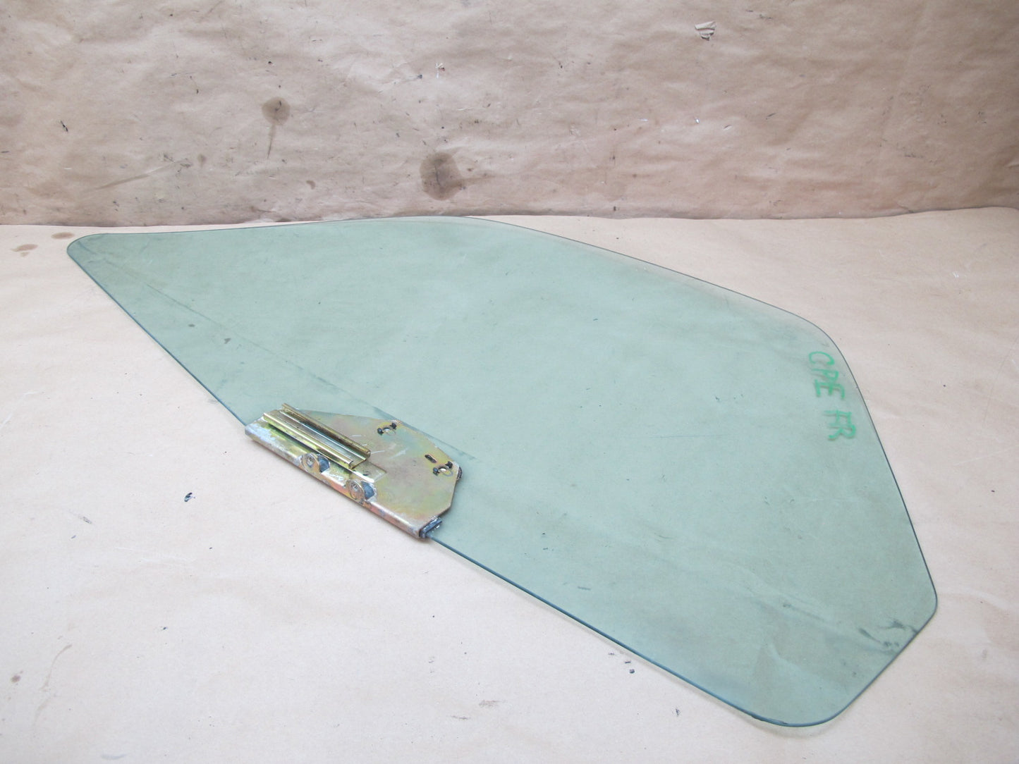 1984-1995 Porsche 928 S Front Right Passenger Side Door Window Glass