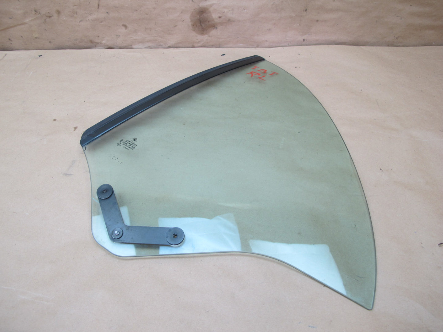 01-06 BMW E46 3-SERIES Convertible Rear Left Quarter Glass Window OEM