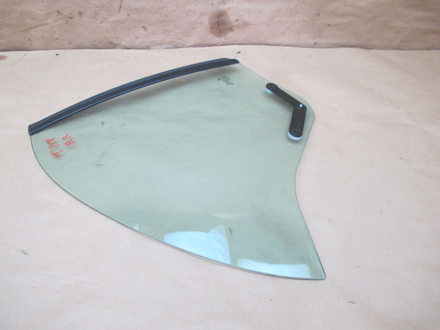 01-06 BMW E46 3-SERIES Convertible Rear Right Quarter Glass Window OEM