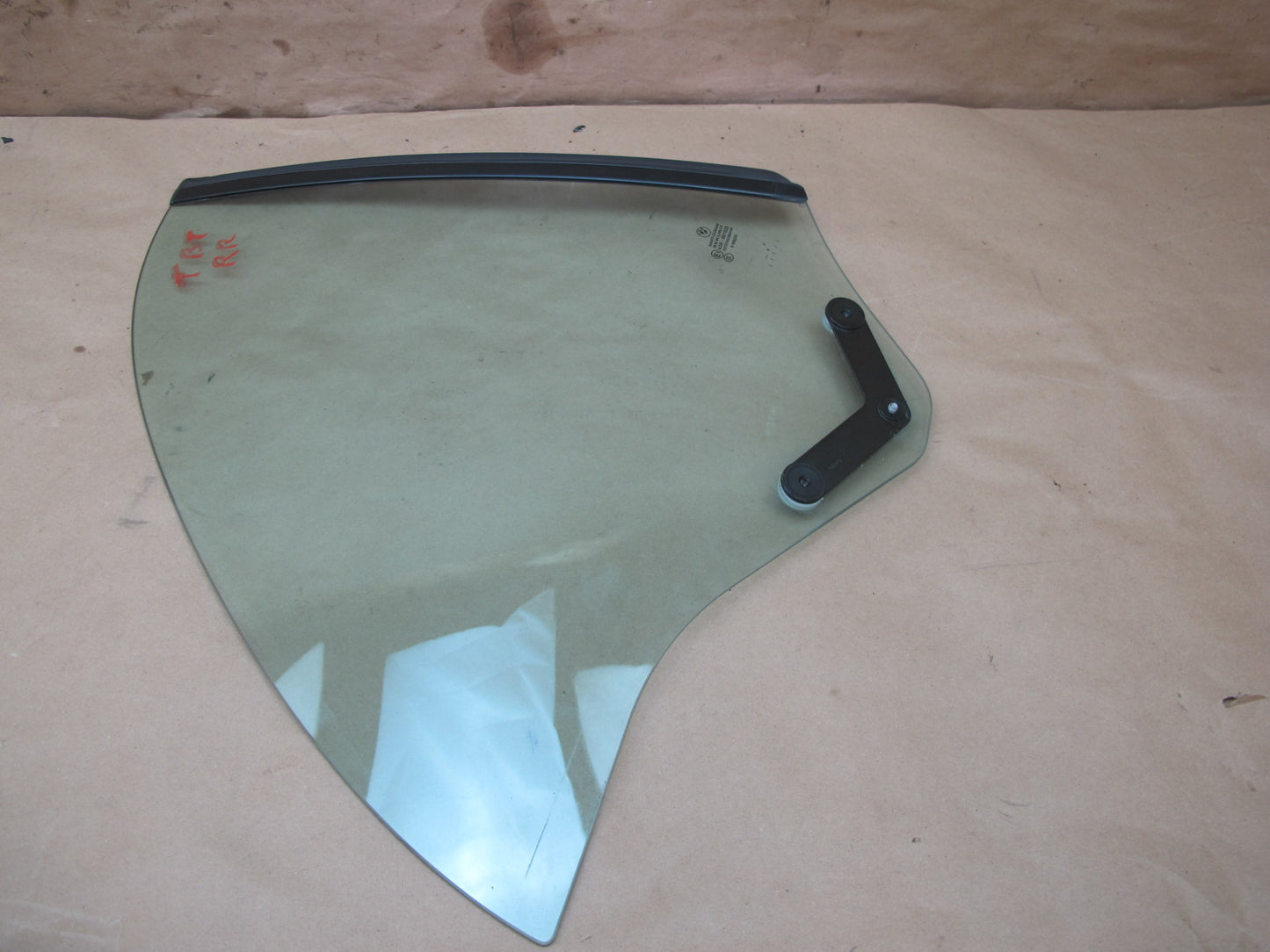 01-06 BMW E46 3-SERIES Convertible Rear Right Quarter Glass Window OEM