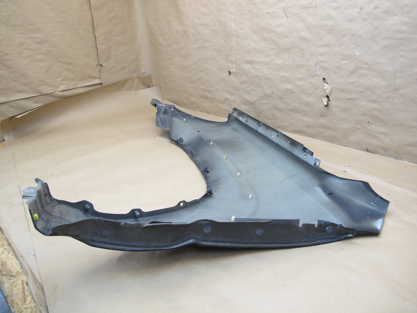 2003-2009 Lexus UZJ120L GX470 Front Right Fender Shell Panel Cover