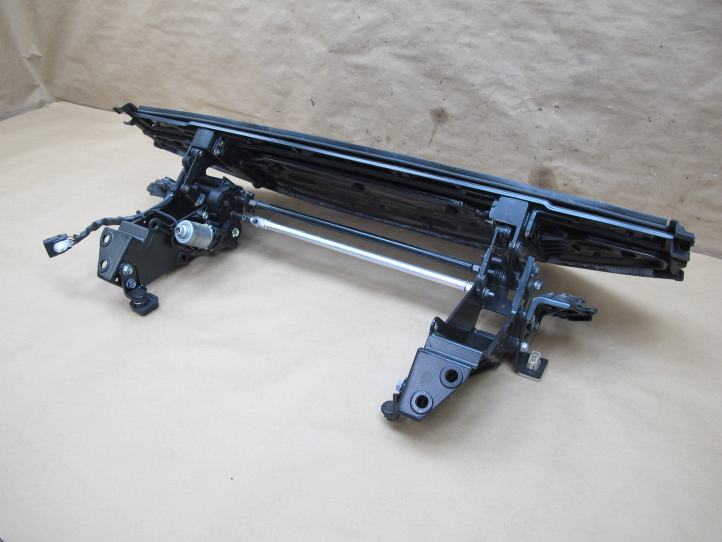 10-15 Lexus IS250 IS350 Convertible TOP Roof Tonneau Cover Panel Assembly OEM