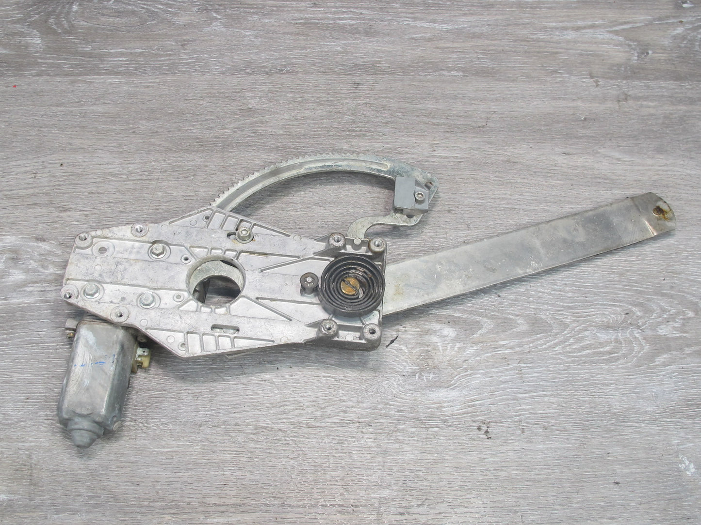 1984-1995 Porsche 928 S4 Front Left Driver Side Door Window Regulator W/ Motor