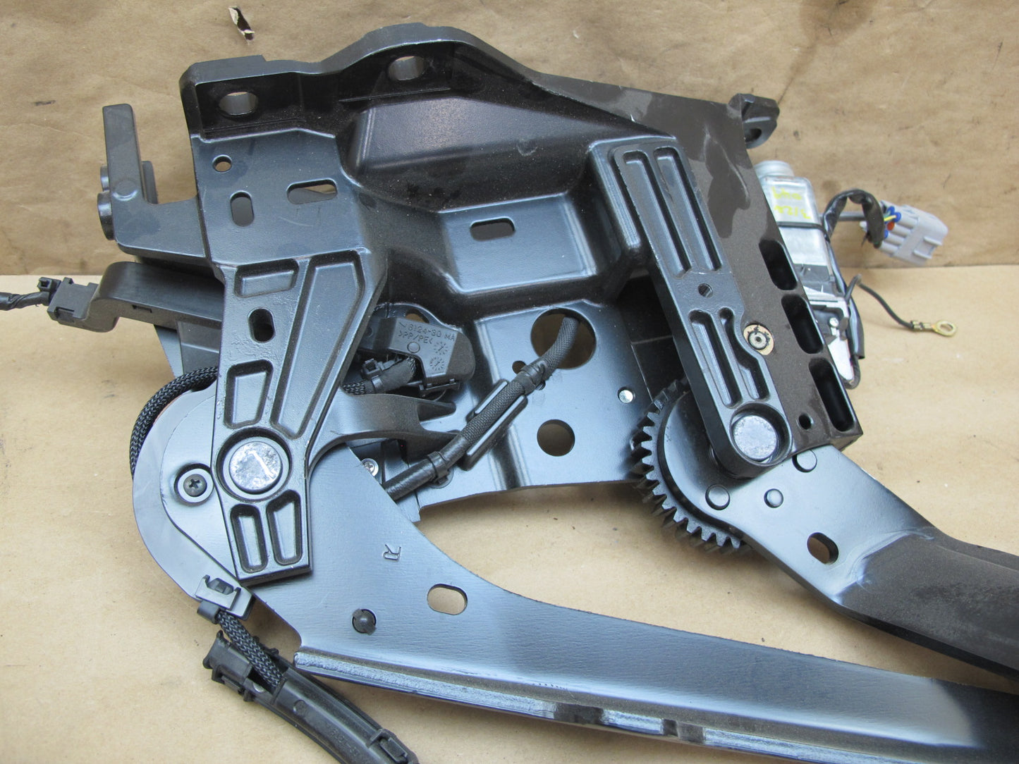 10-15 Lexus IS350 Convertible Rear Right Electric TOP Roof Motor Hinge OEM