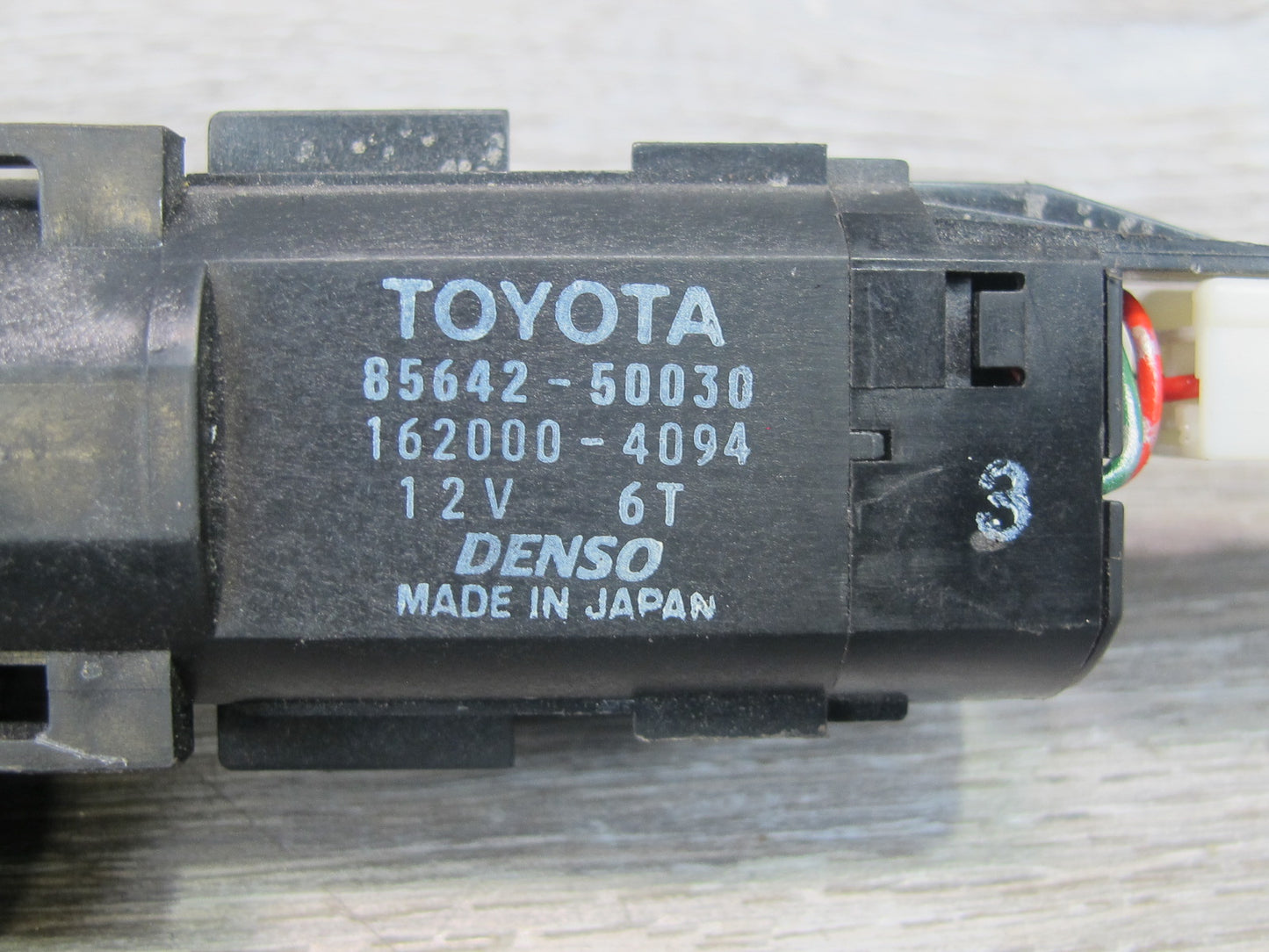 1995-2000 Lexus LS400 Front Right Seat Belt Height Adjuster Motor OEM