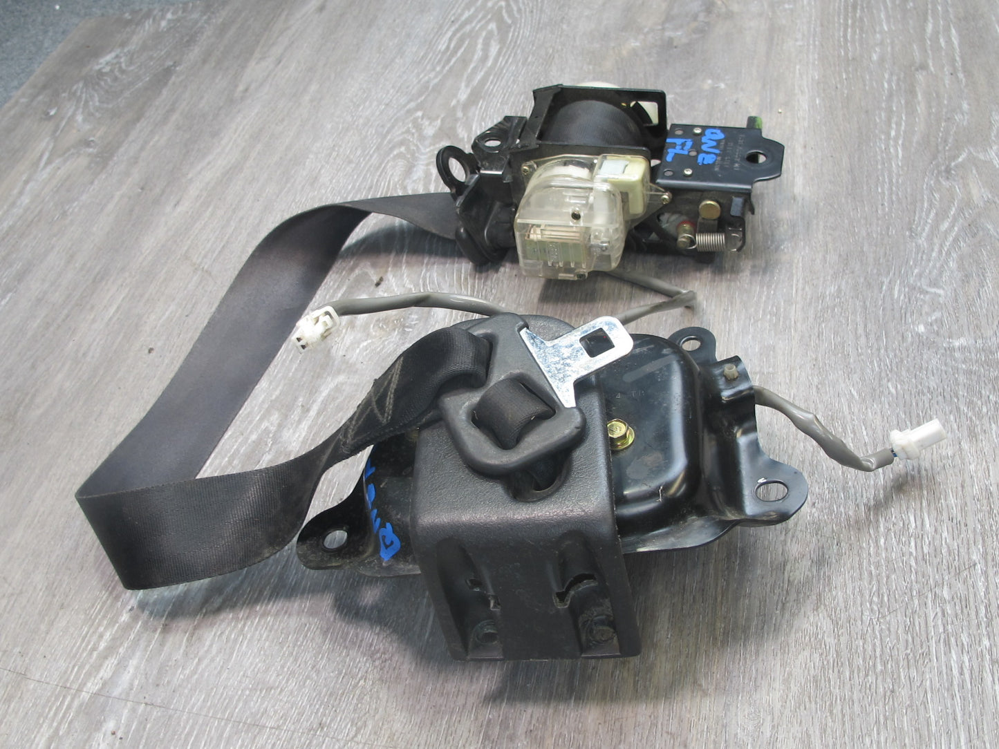 90-96 NISSAN 300ZX Z32 2-SEAT FRONT LEFT DRIVER SIDE SEATBELT RETRACTOR OEM