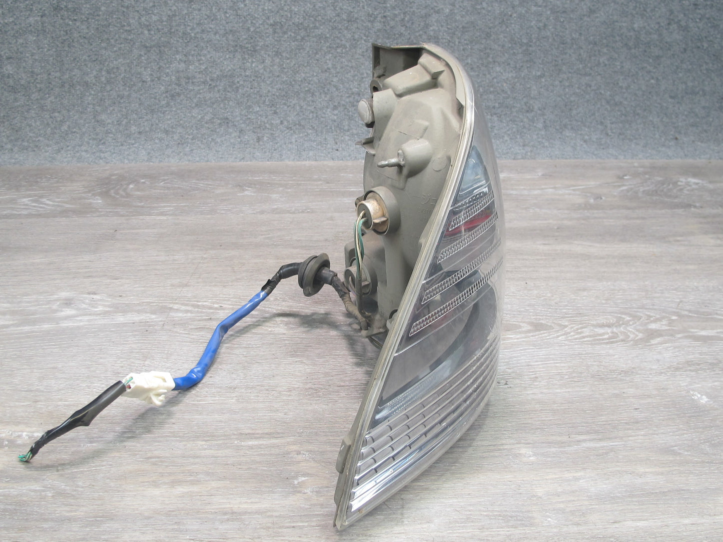 01-05 Lexus JCE10L IS300 Set of 4 Rear Left & Right Tail Light Lamp OEM