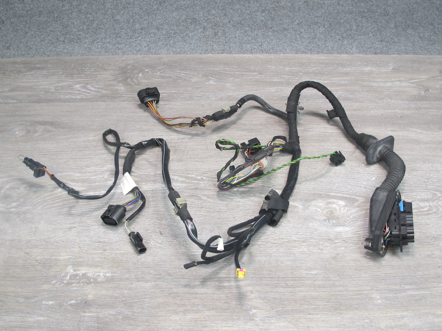 1999-2005 Porsche 911 Carrera 996 Left Driver Side Door Panel Wire Harness