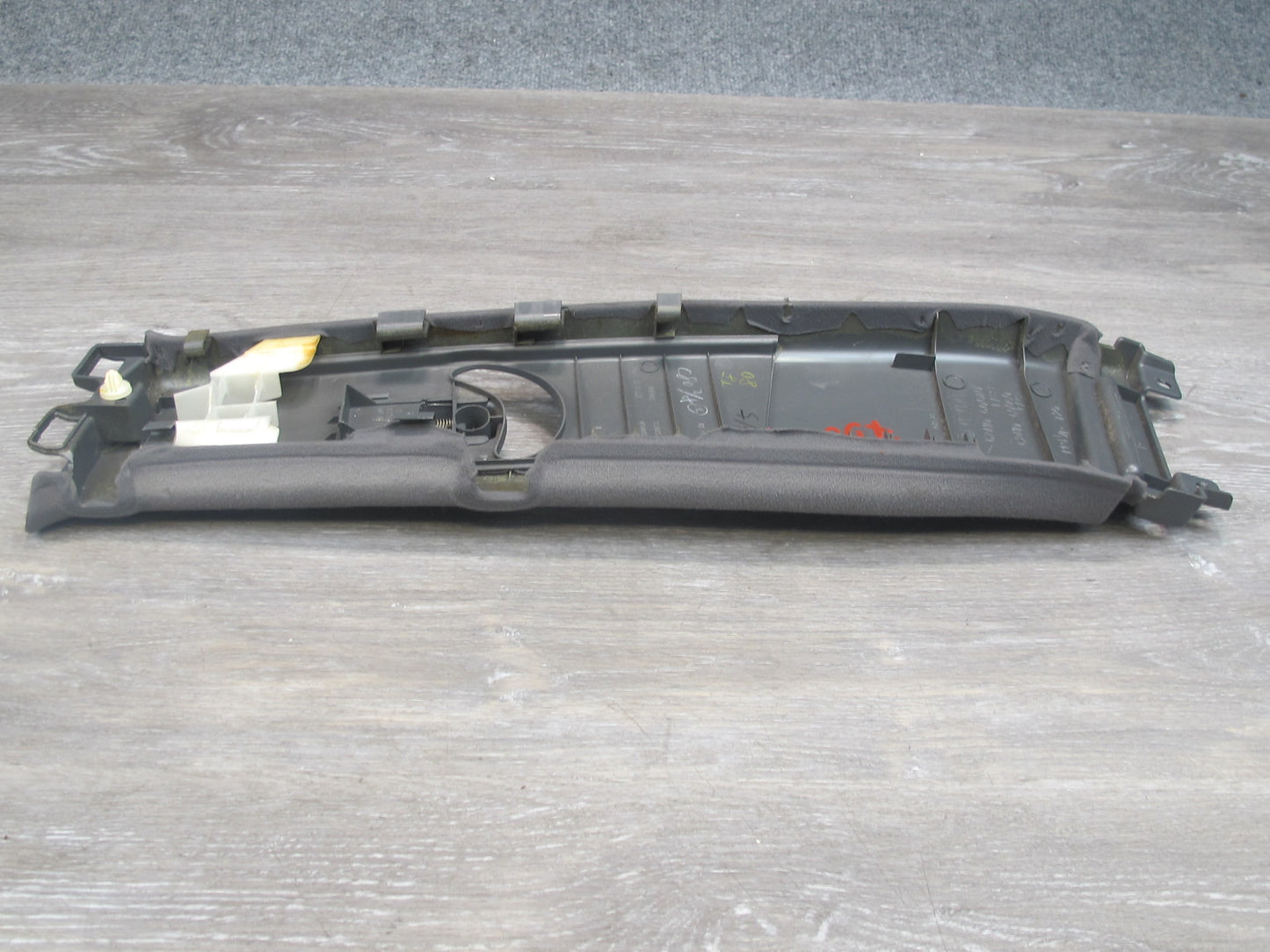 2003-2009 Lexus UZJ120L GX470 Right Center B Pillar Upper Trim Cover Panel