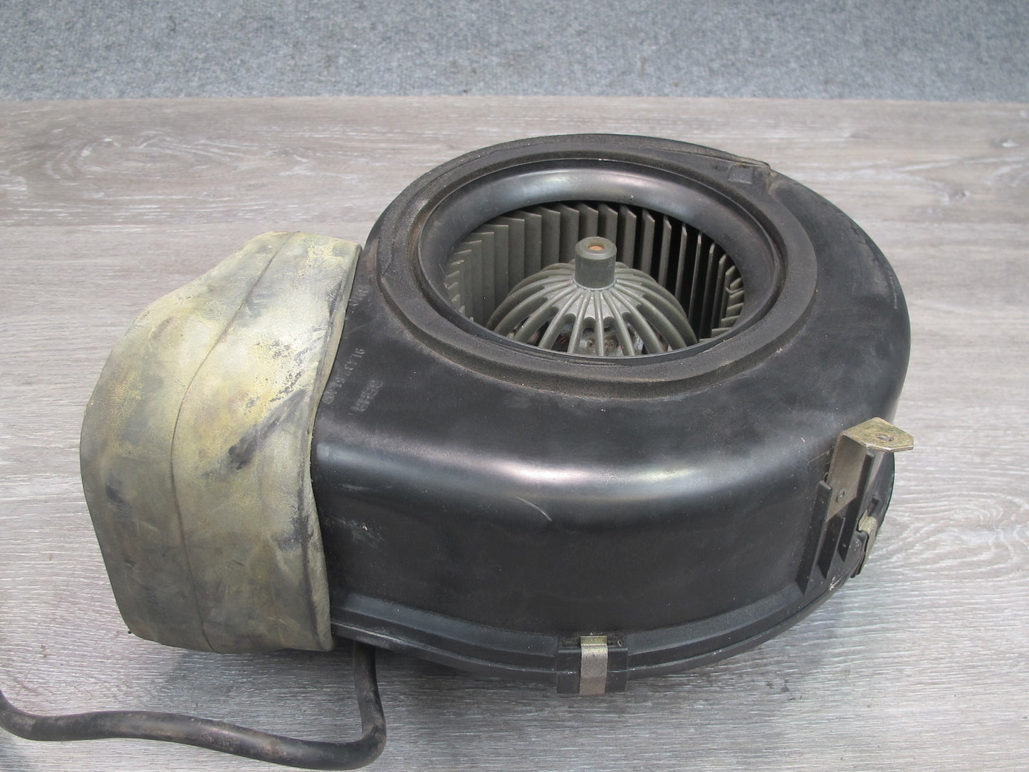 1984-1995 Porsche 928 S4 A/C Heater Blower Motor Fan 92857426704