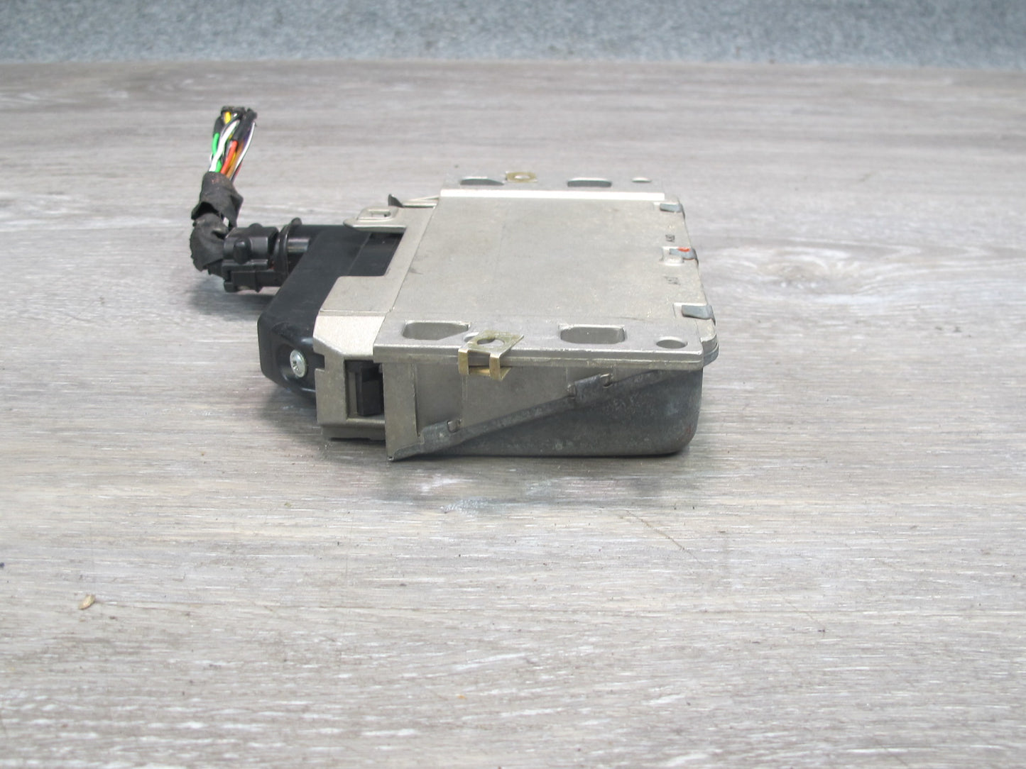 1990-1995 Porsche 928 S4 Tire Pressure Control Module Computer Unit 92861815000