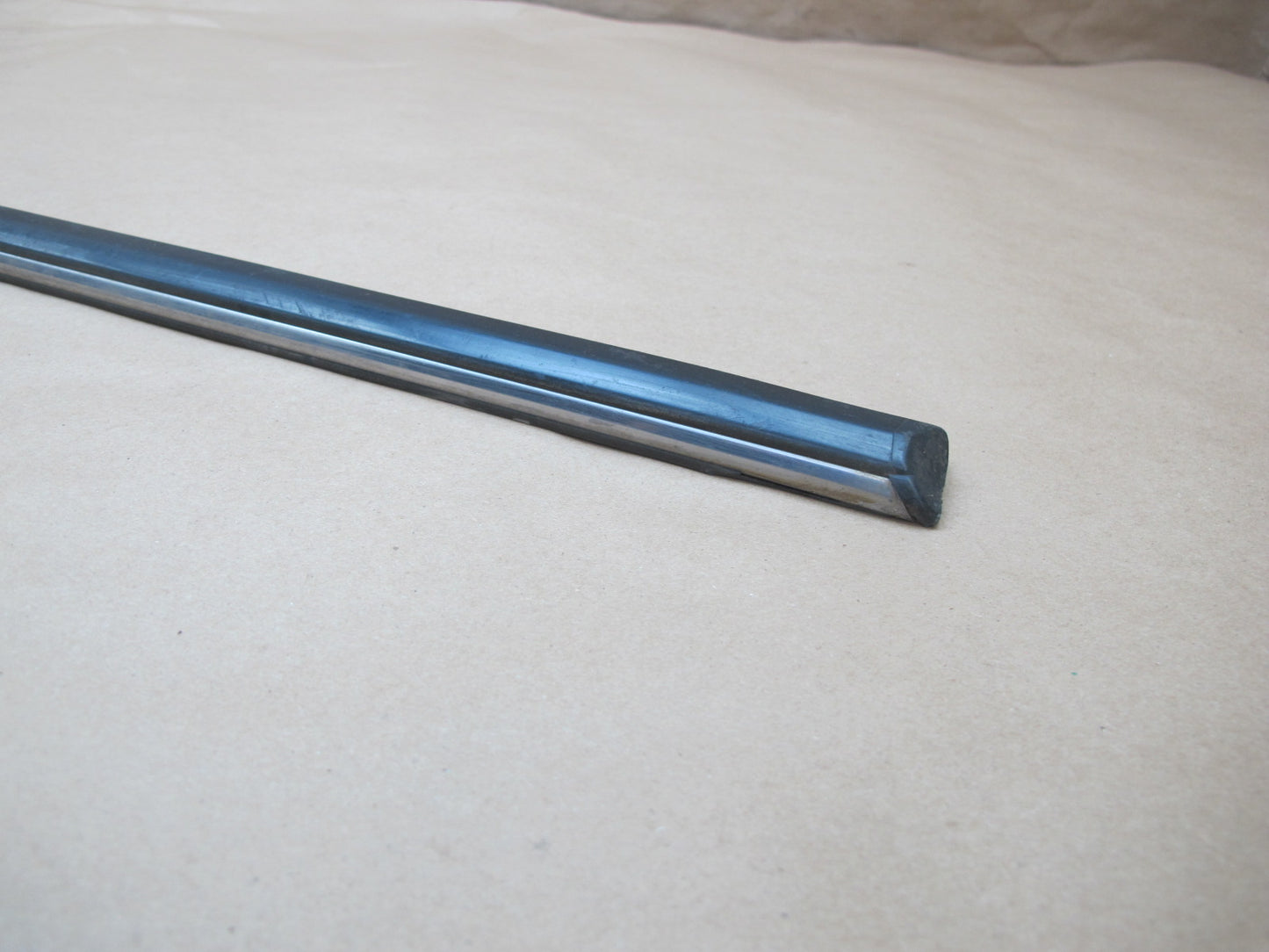 83-89 BMW E24 6-SERIES Right Side Door Sill Strip Exterior Moulding Chrome OEM