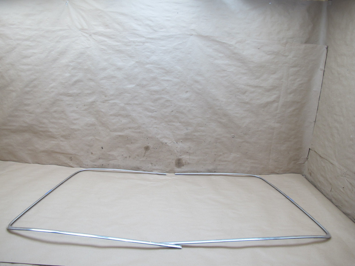 77-89 BMW E24 6-SERIES Set of 2 Windshield Left Right Chrome Molding Frame OEM