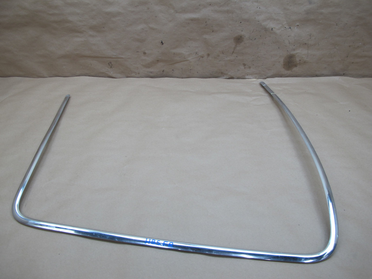 77-89 BMW E24 6-SERIES Set of 2 Windshield Left Right Chrome Molding Frame OEM
