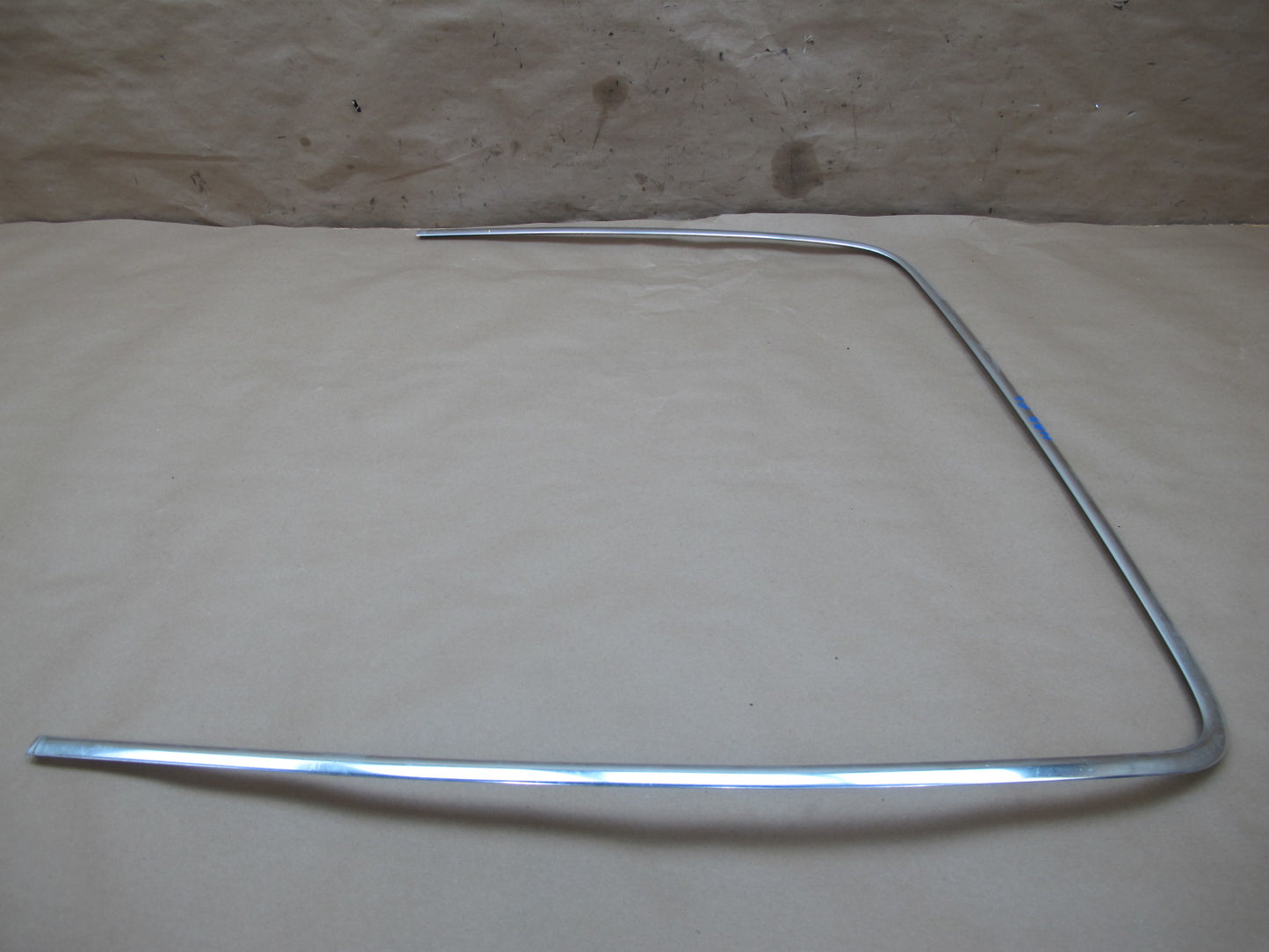 77-89 BMW E24 6-SERIES Set of 2 Windshield Left Right Chrome Molding Frame OEM
