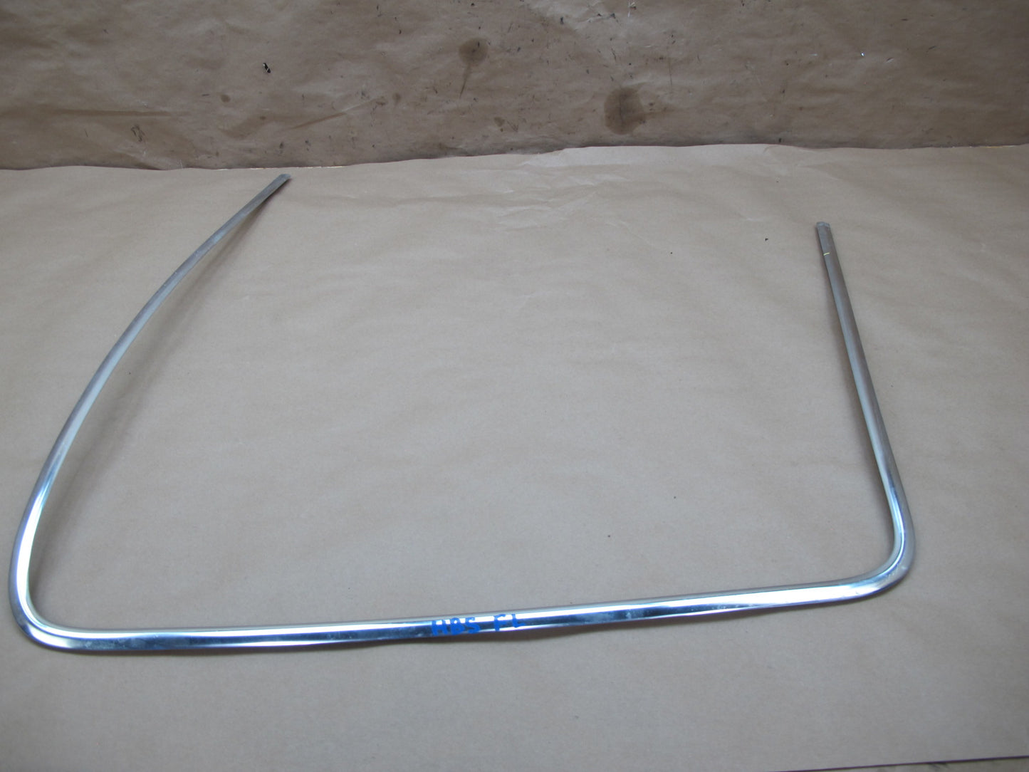 77-89 BMW E24 6-SERIES Set of 2 Windshield Left Right Chrome Molding Frame OEM