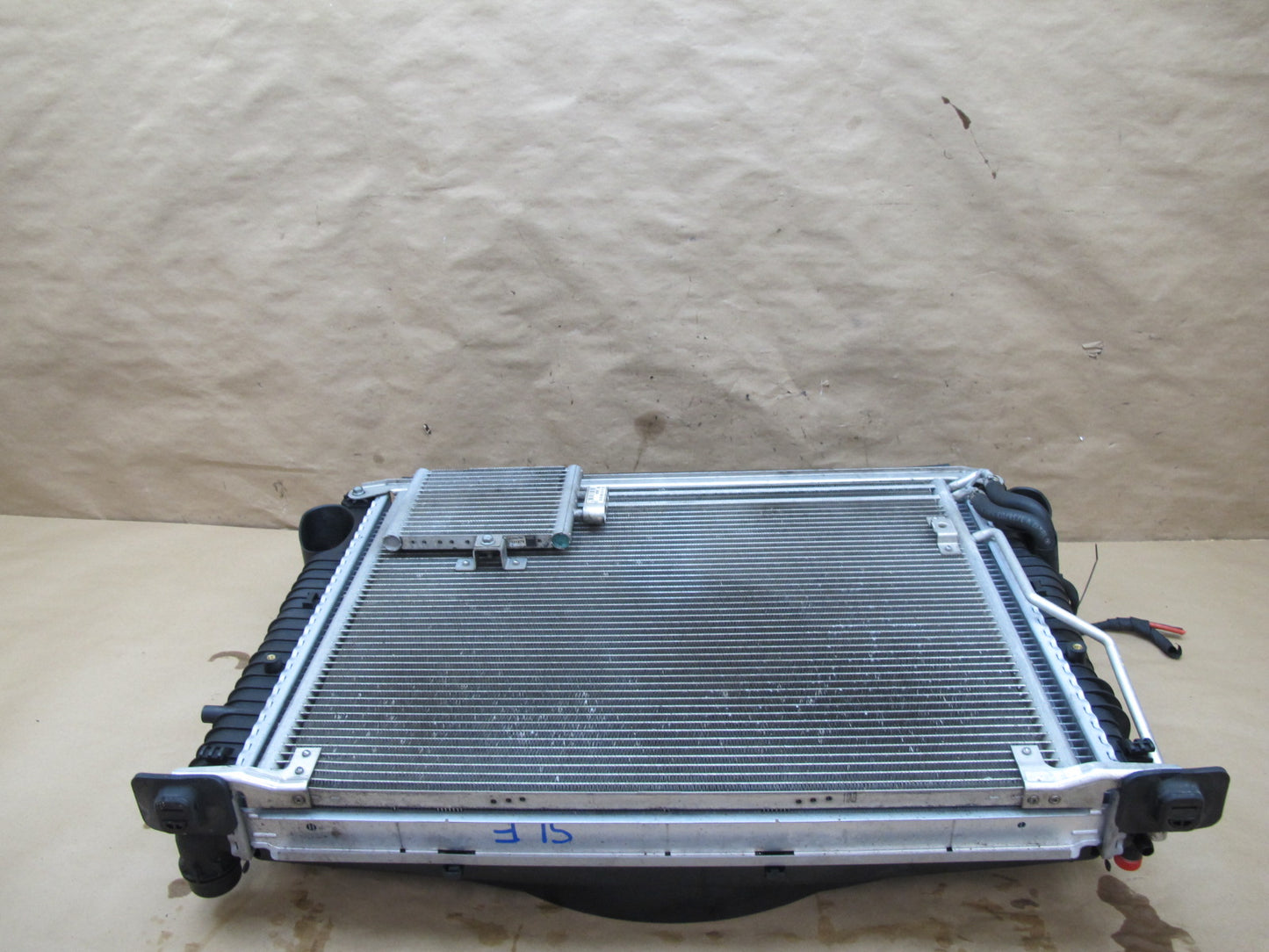 03-06 Mercedes R230 SL Engine Radiator A/C Condenser Oil Cooler Fan Shroud OEM