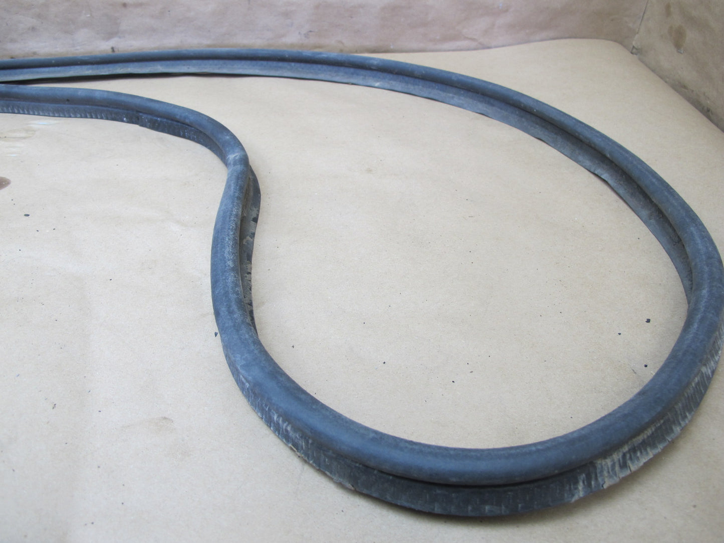 91-95 Toyota SW21L MR2 Front Trunk Frunk Weatherstrip Rubber Seal OEM