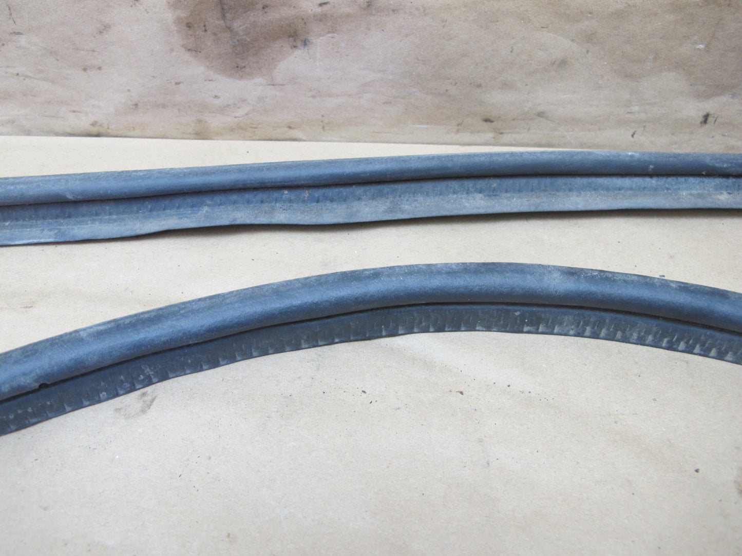 91-95 Toyota SW21L MR2 Front Trunk Frunk Weatherstrip Rubber Seal OEM