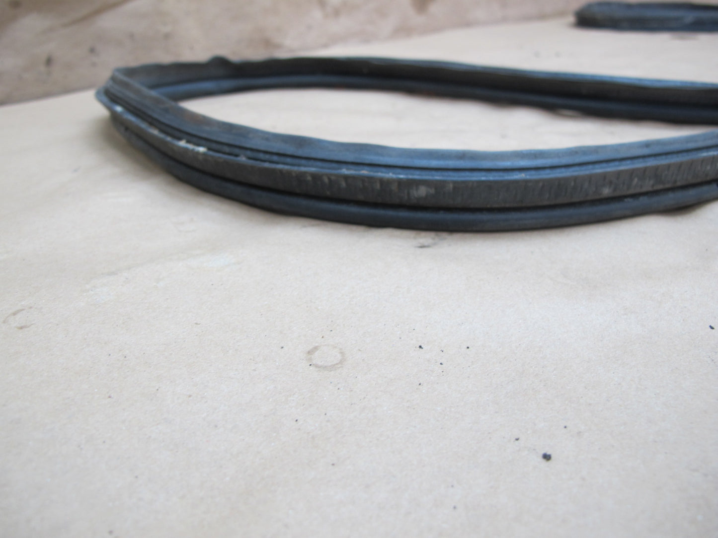 91-95 Toyota SW21L MR2 Front Trunk Frunk Weatherstrip Rubber Seal OEM