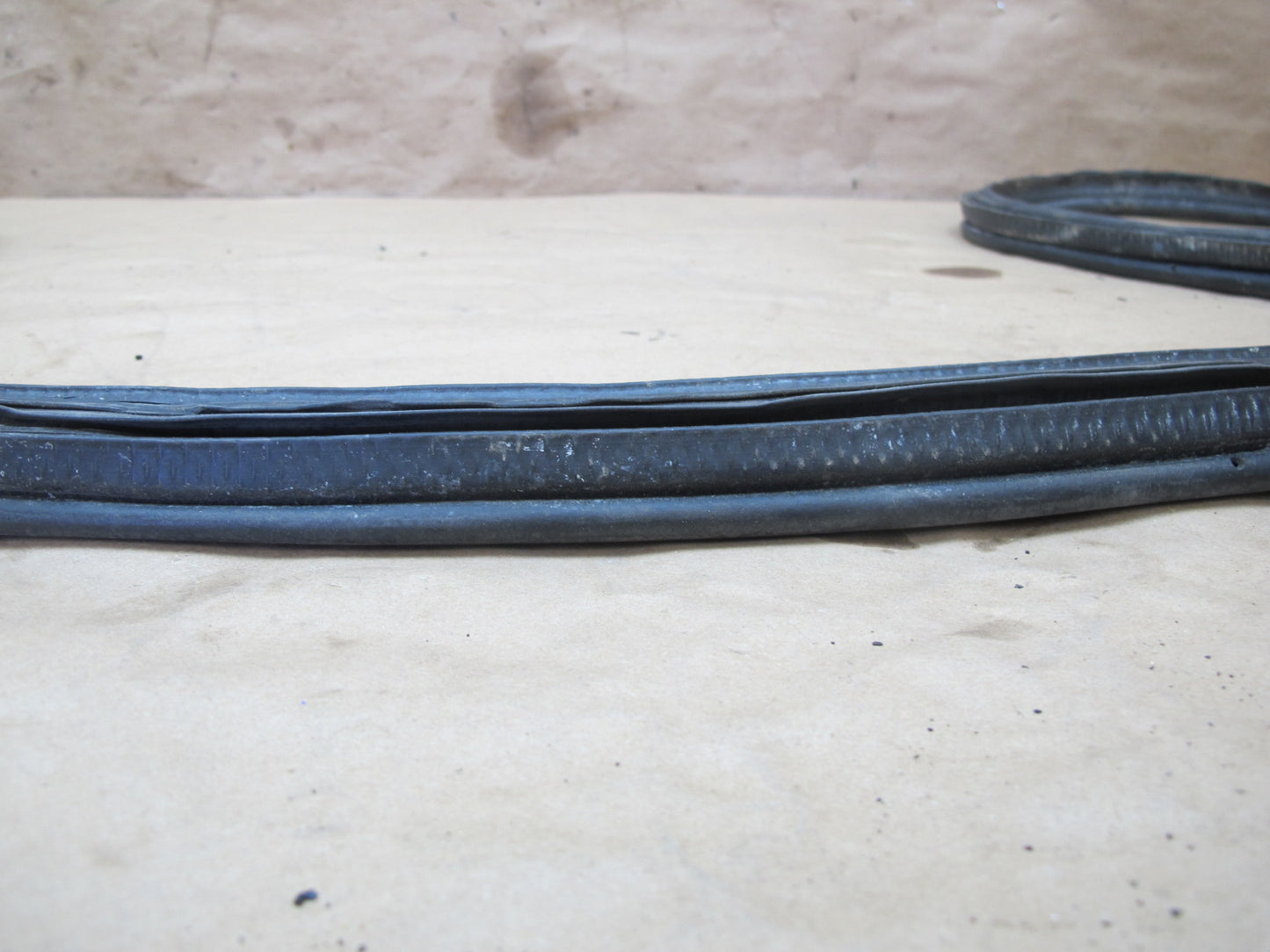 91-95 Toyota SW21L MR2 Front Trunk Frunk Weatherstrip Rubber Seal OEM