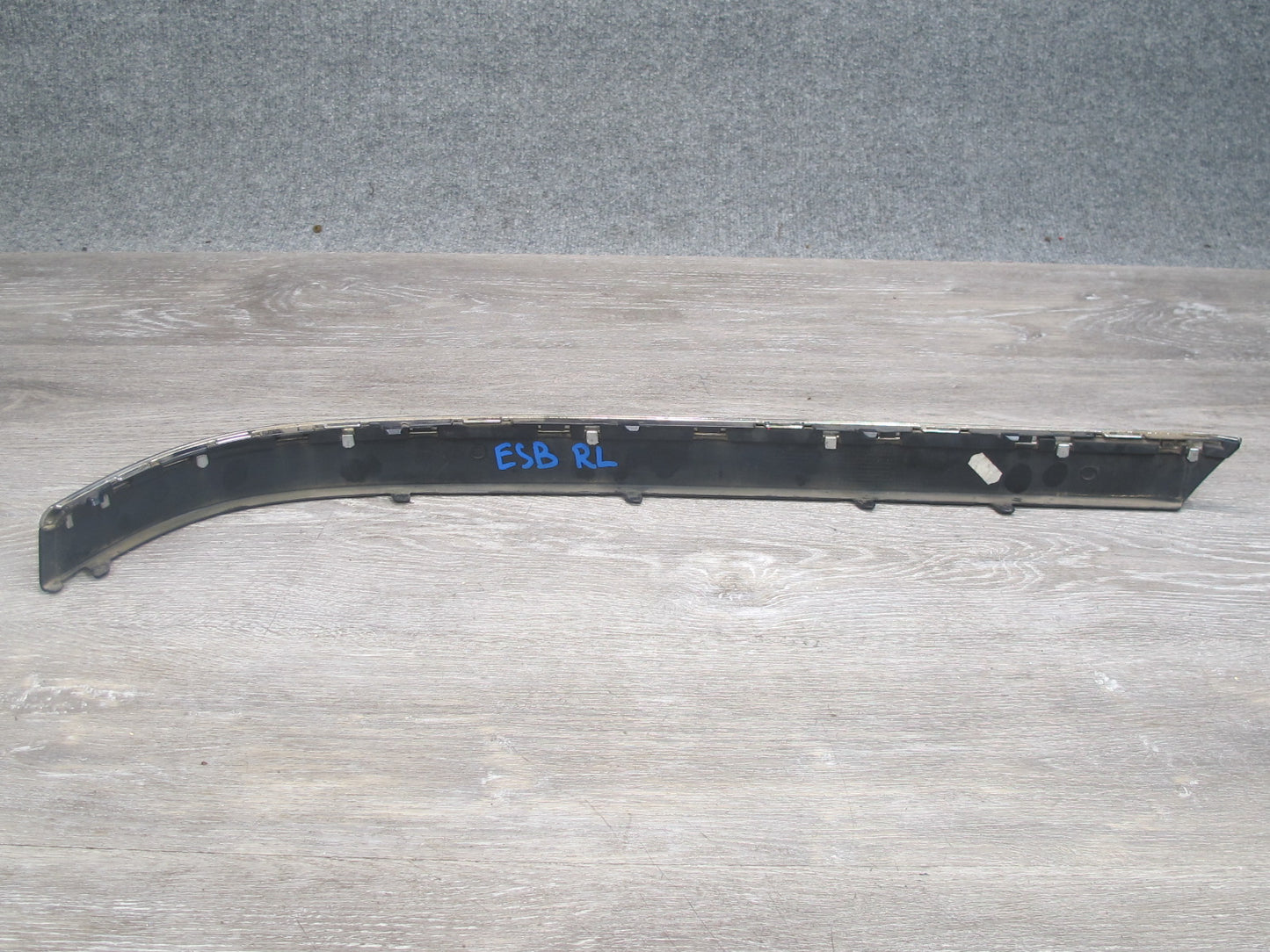 03-05 BMW E65 E66 7-SERIES Set of 2 Rear Bumper Left & Right Molding Cover OEM