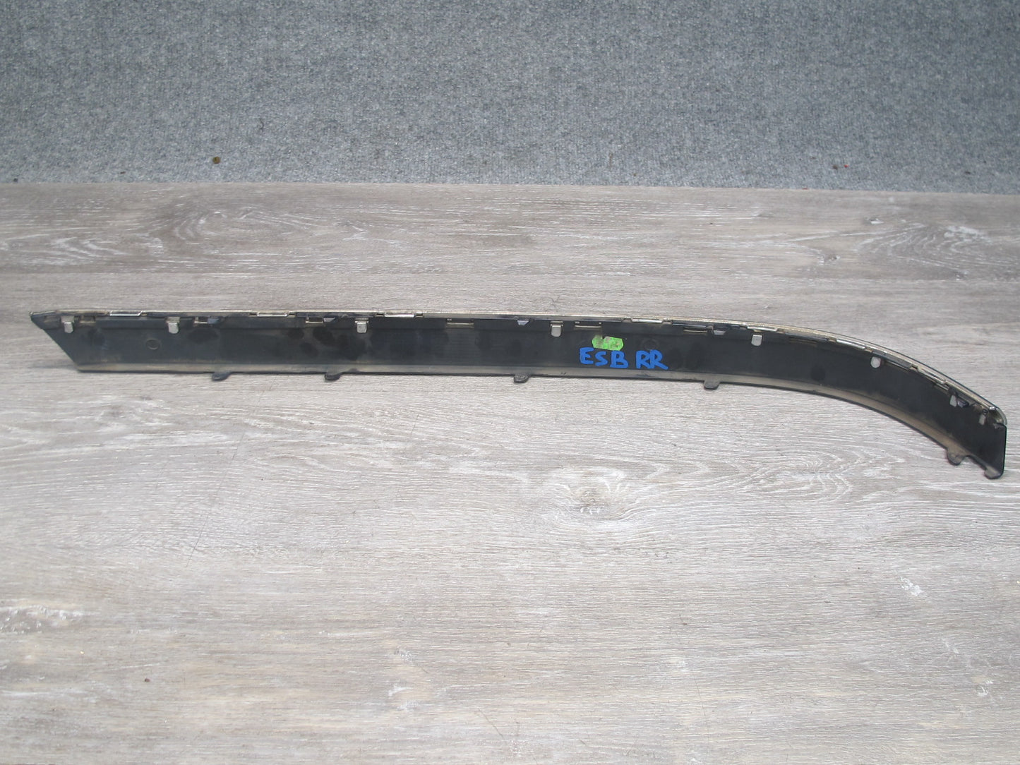 03-05 BMW E65 E66 7-SERIES Set of 2 Rear Bumper Left & Right Molding Cover OEM