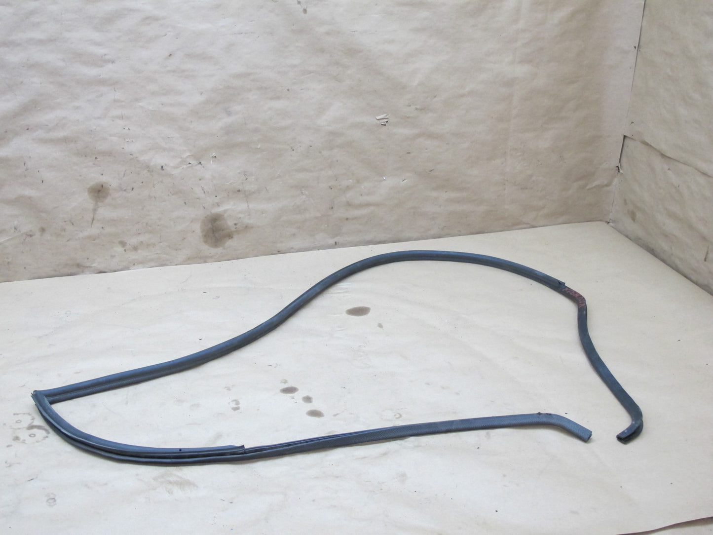 86-89 Porsche 944 Door Trunk Weatherstrip Rubber Seal Gasket Set OEM