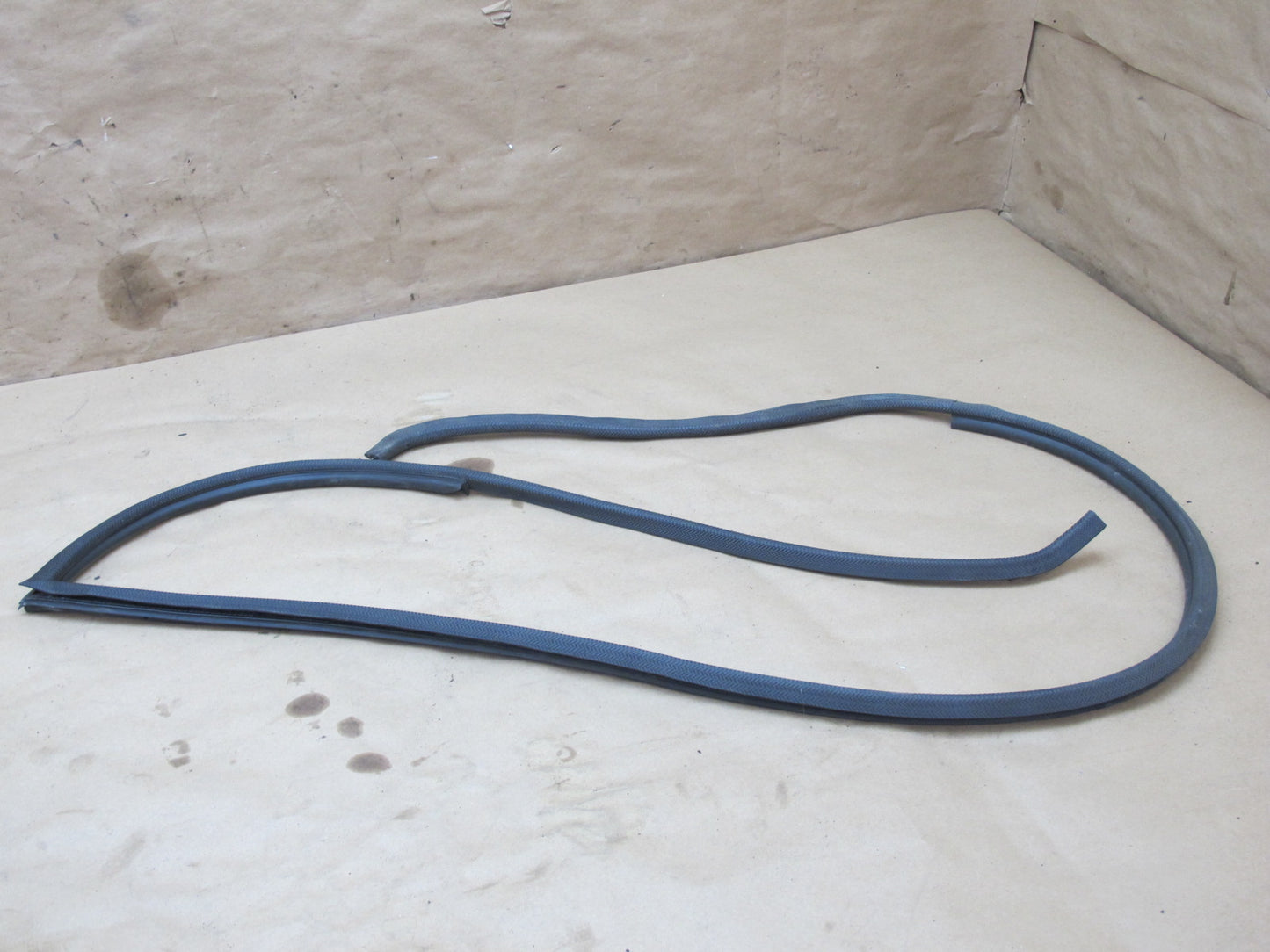 86-89 Porsche 944 Door Trunk Weatherstrip Rubber Seal Gasket Set OEM