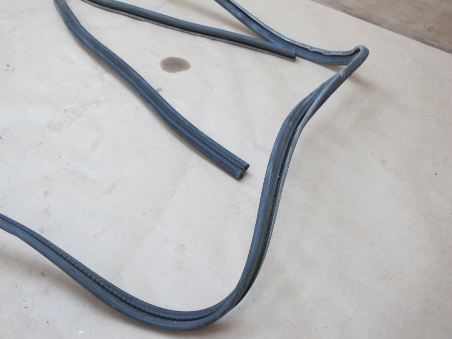 86-89 Porsche 944 Door Trunk Weatherstrip Rubber Seal Gasket Set OEM