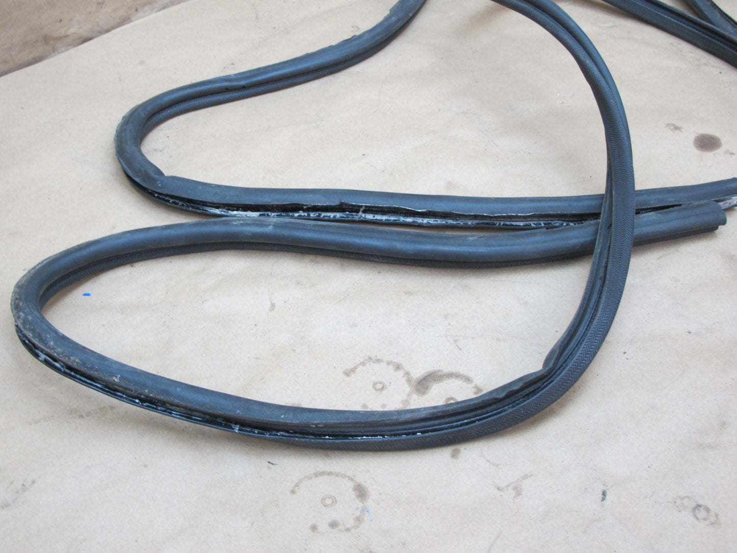 86-89 Porsche 944 Door Trunk Weatherstrip Rubber Seal Gasket Set OEM