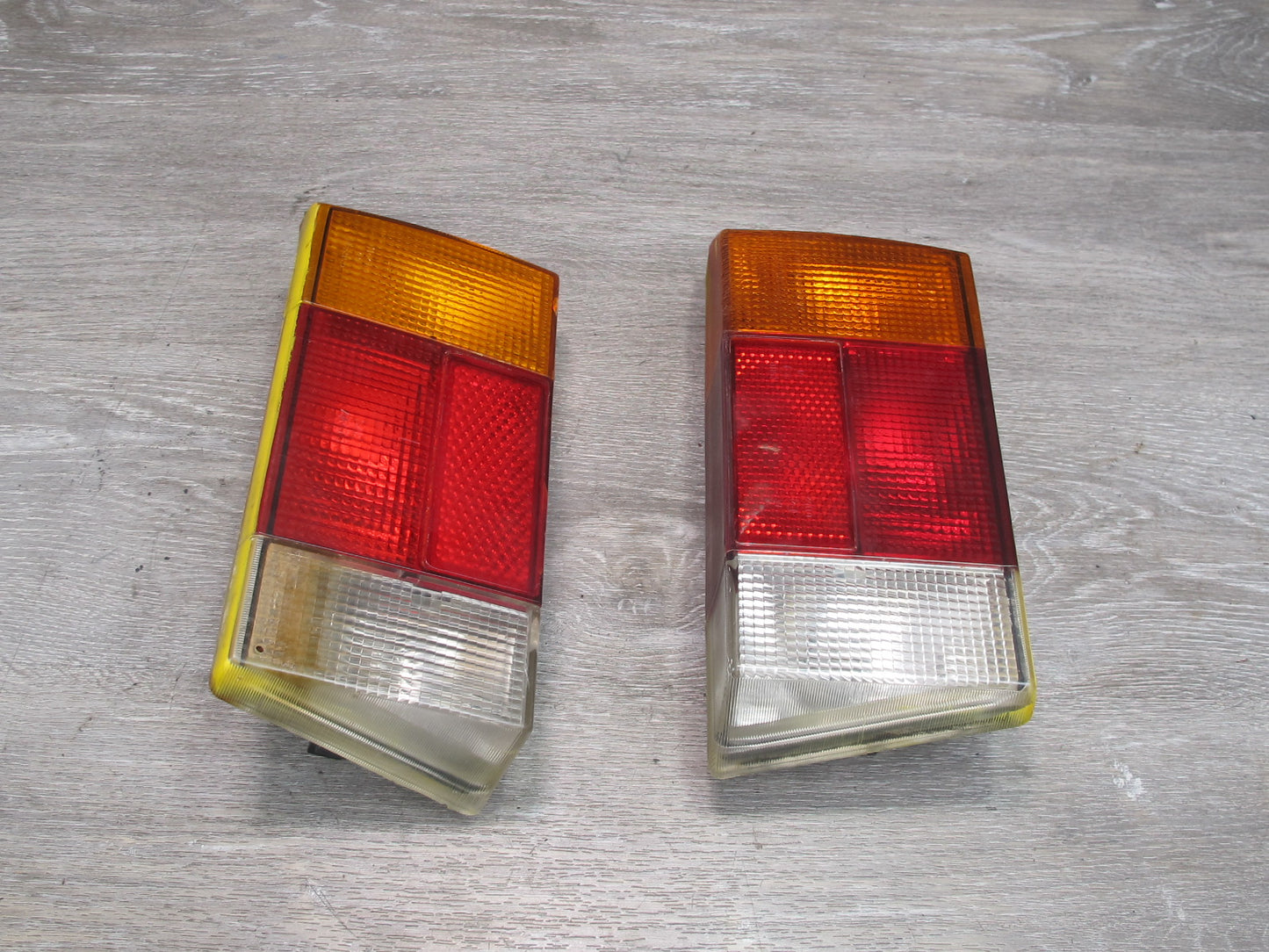 85-93 VW Golf MK1 Cabriolet Set of 2 Rear Left & Right Tail Light Lamp OEM