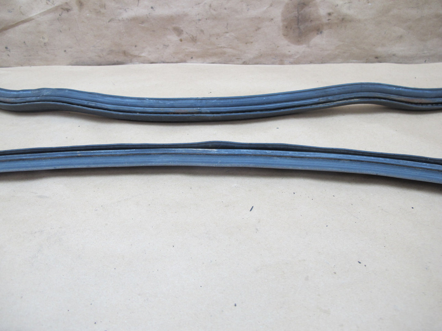 92-96 Lexus SC300 SC400 Underhood Trunk Door Weatherstrip Rubber Seal Set OEM
