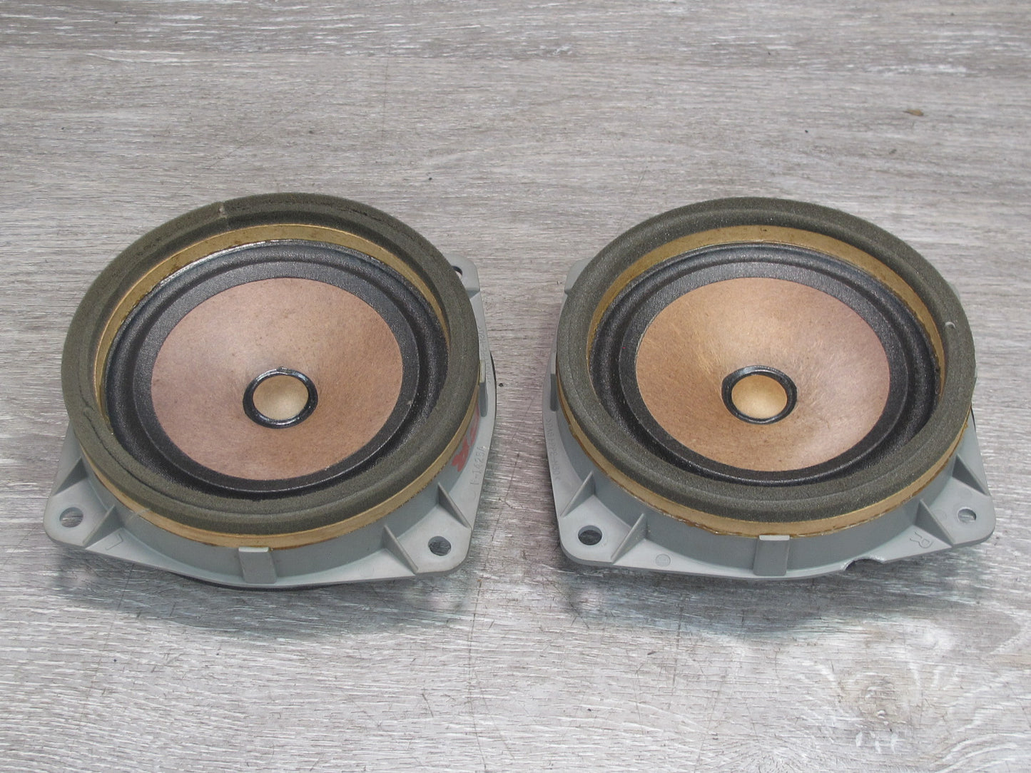 92-96 Toyota Cresta MARK2 JZX90 Set of 2 Front Left & Right Door Speaker OEM