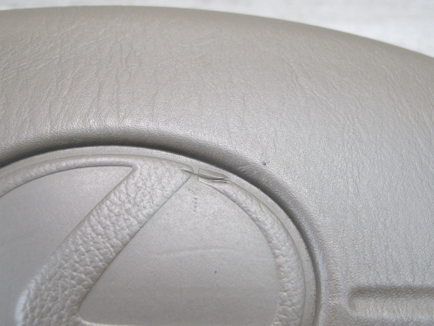 95-97 LEXUS LS400 FRONT LEFT DRIVER SIDE STEERING WHEEL SRS AIRBAG OEM