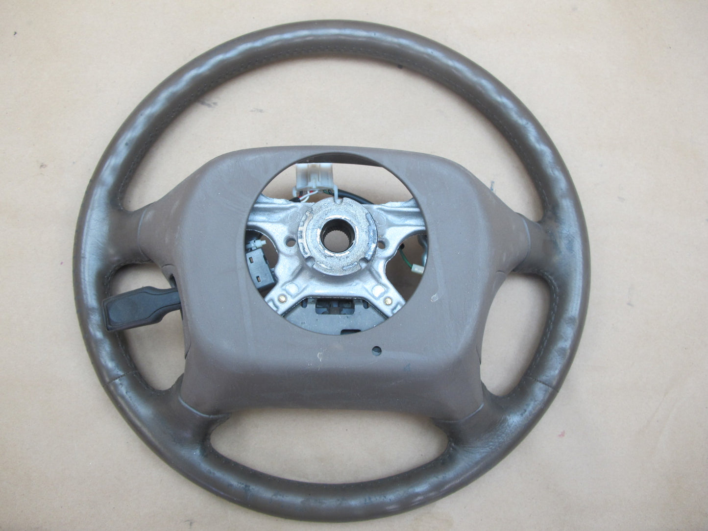 95-97 Lexus UCF20L LS400 Leather Steering w Cruise Switch
