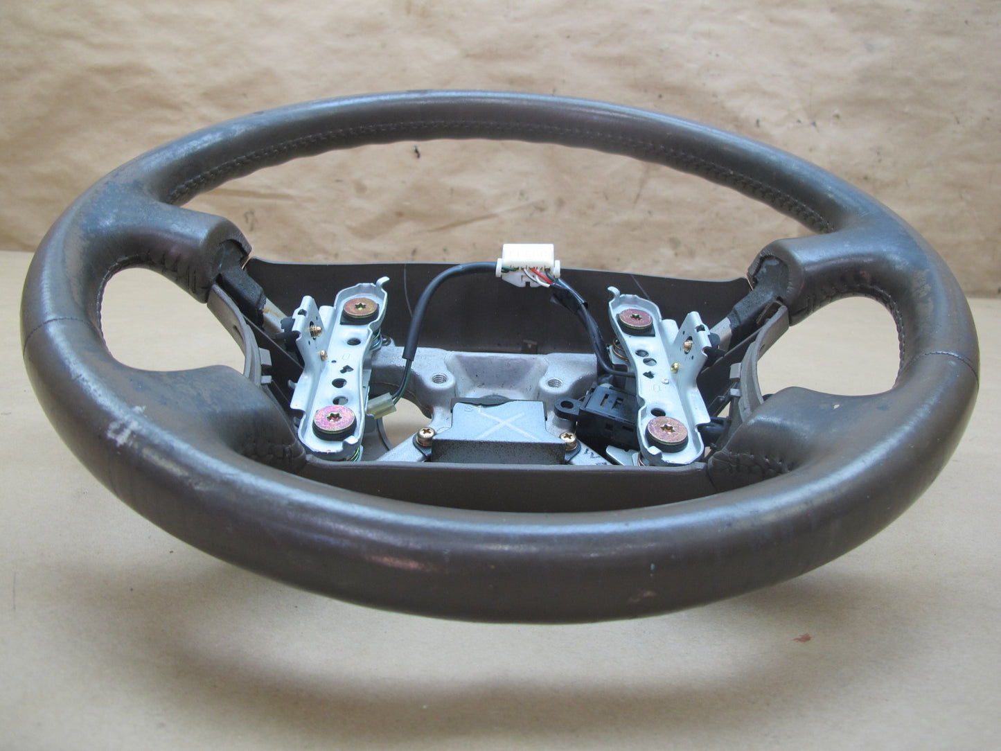 95-97 Lexus UCF20L LS400 Leather Steering w Cruise Switch