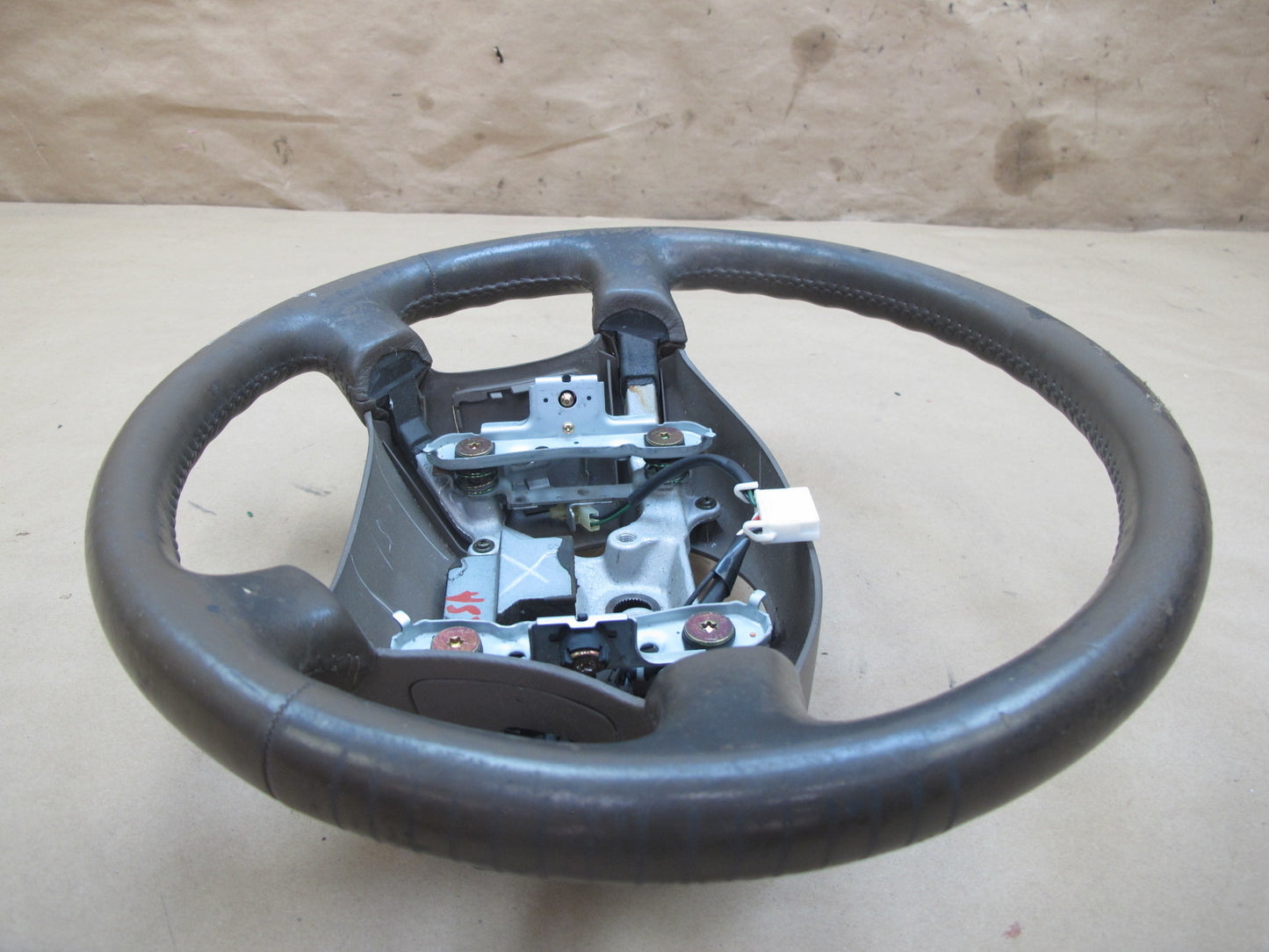 95-97 Lexus UCF20L LS400 Leather Steering w Cruise Switch