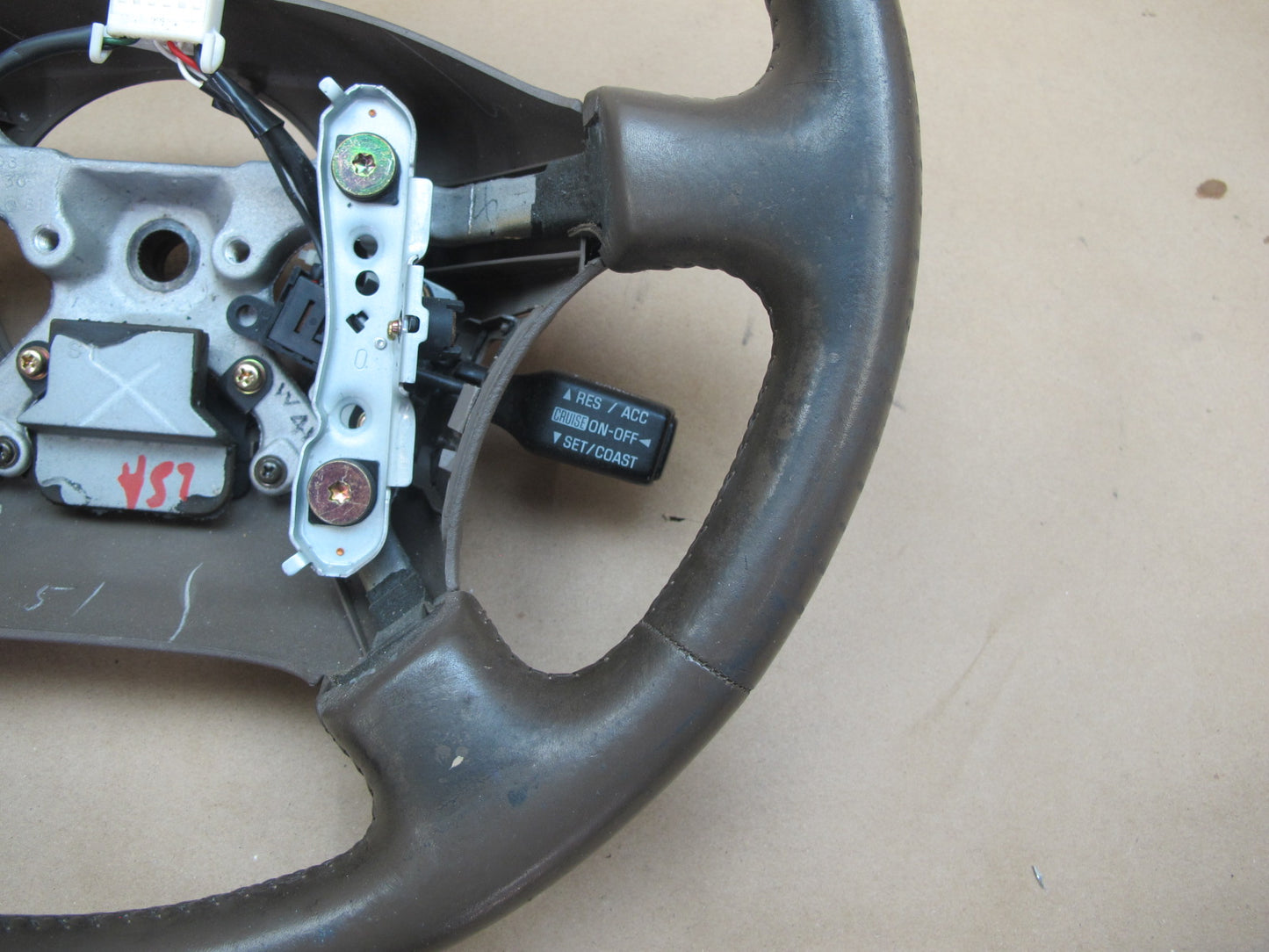 95-97 Lexus UCF20L LS400 Leather Steering w Cruise Switch