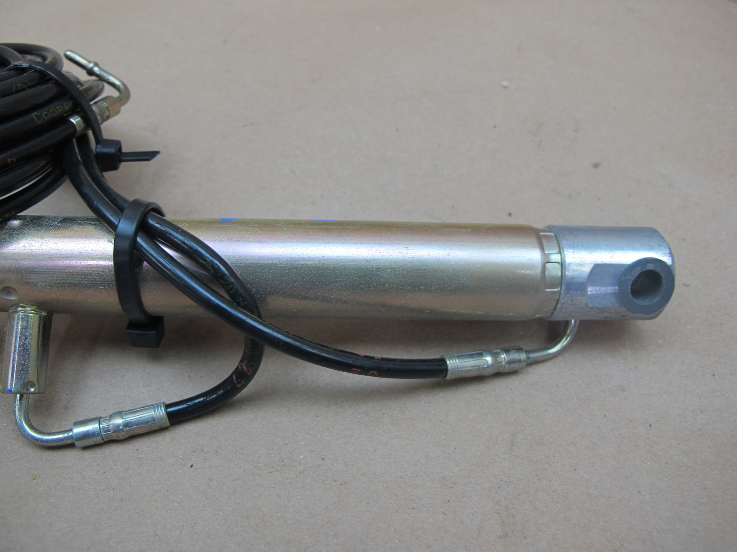 03-12 Mercedes R230 Sl-class Convertible TOP Roof Right Cylinder w Cable OEM