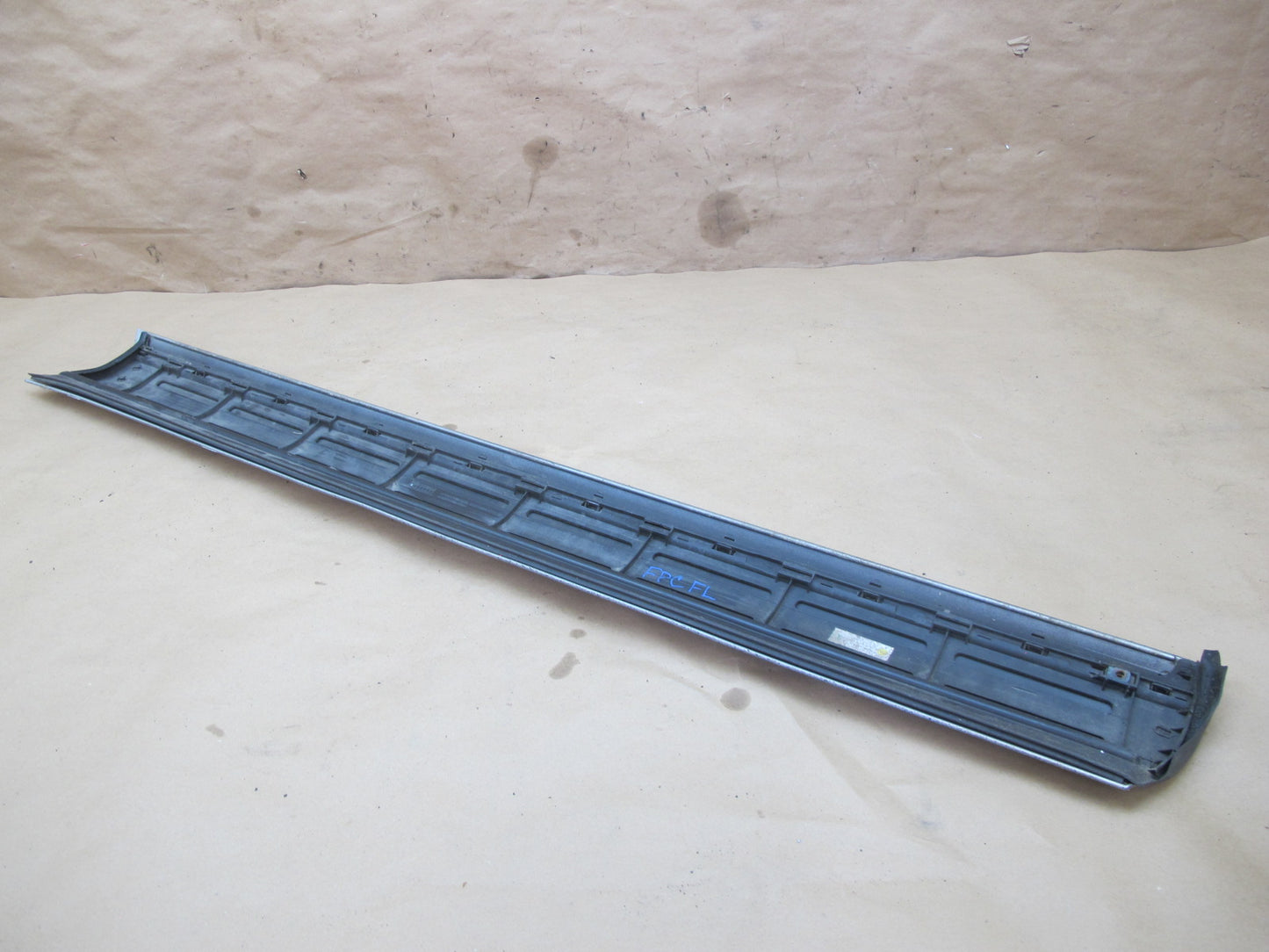 2003-2010 Porsche Cayenne 955 Front Left Door Trim Molding Cover