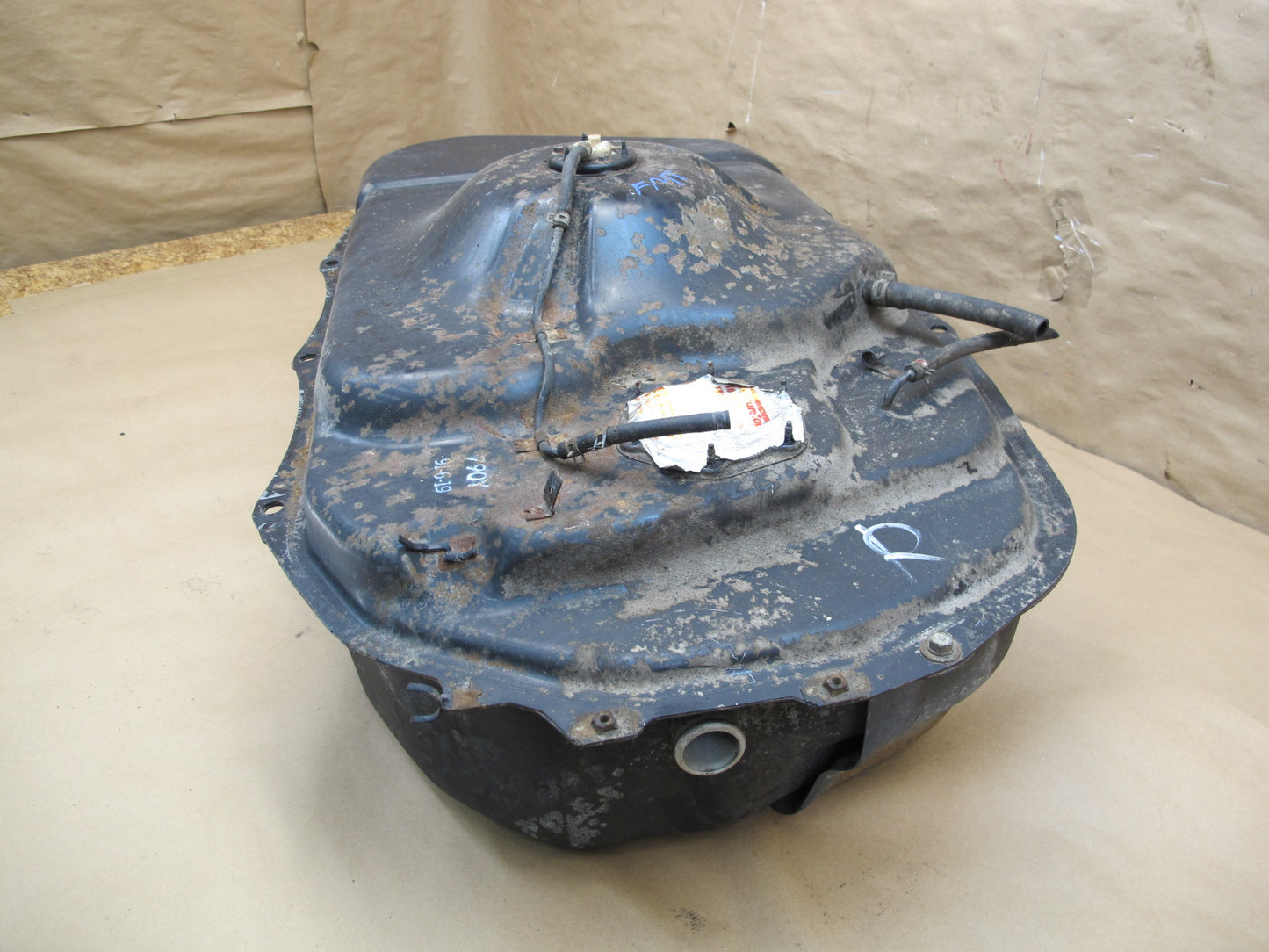 91-96 Dodge Stealth 3000GT FWD Non-turbo Fuel Gas Tank Assembly OEM